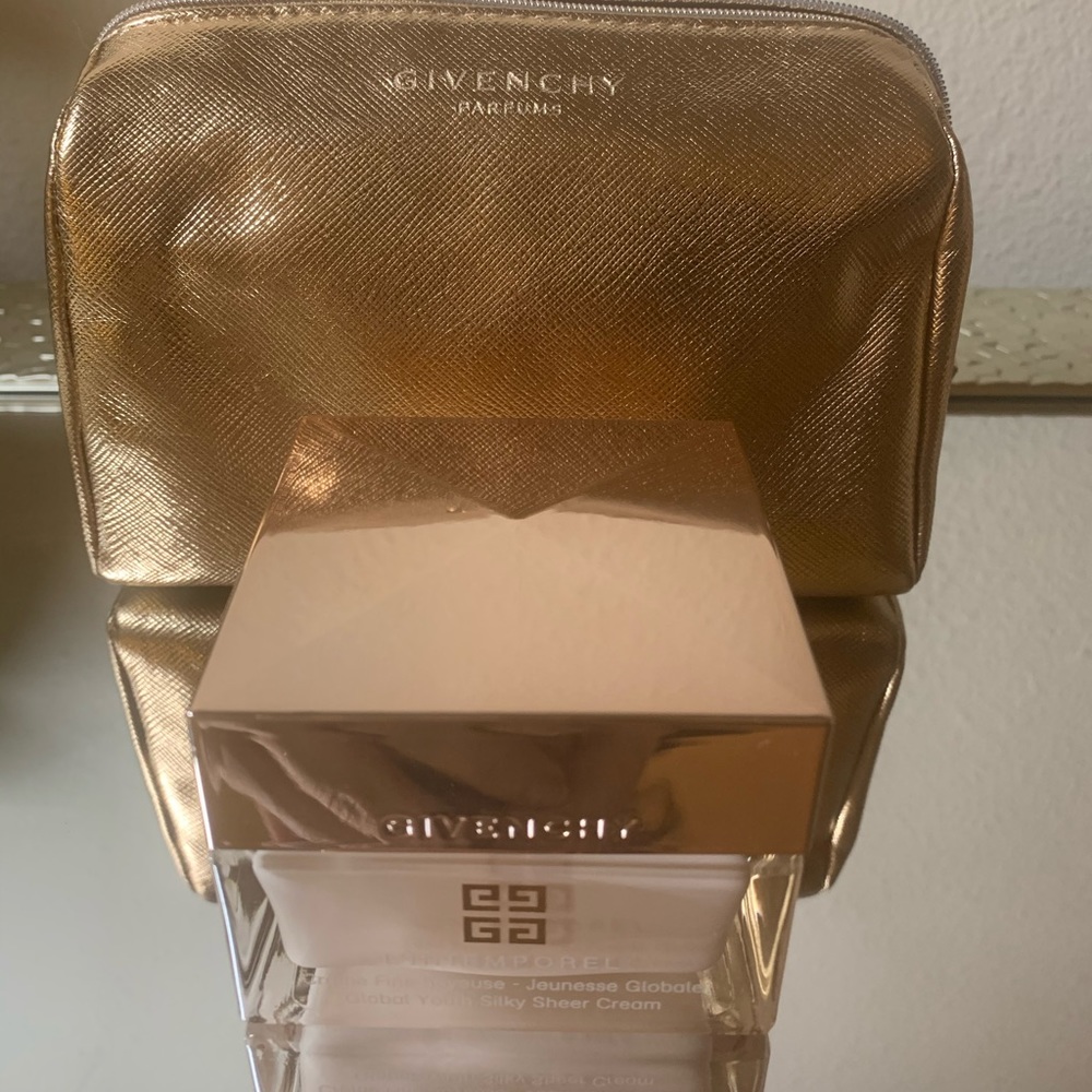 Givenchy silky sheer cream